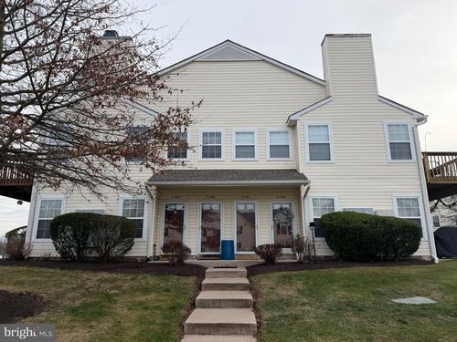 112-112 Horseshoe Dr, QUAKERTOWN, PA, 18951-2460 | Card Image