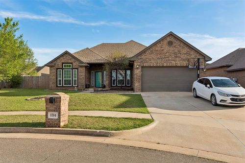 8304 Nw 139th Ter, Oklahoma City, OK, 73142-1933 | Card Image