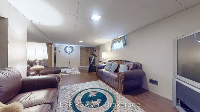 769 Olive Ave, House other with 4 bedrooms, 1 bathrooms and 4 parking in Oshawa ON | Image 29