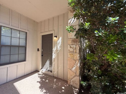 6b-474 Seele St, New Braunfels, TX, 78130-4651 | Card Image