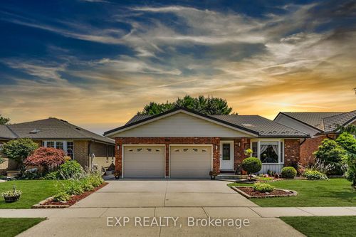 155 John Davies Dr, Woodstock, ON, N4T1N1 | Card Image