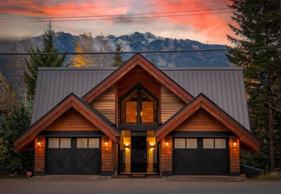 7098 Nesters Rd, House other with 6 bedrooms, 4 bathrooms and 6 parking in Whistler BC | Image 1