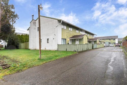 2-9342 Hazel Street, Chilliwack, BC, V2P5N2 | Card Image