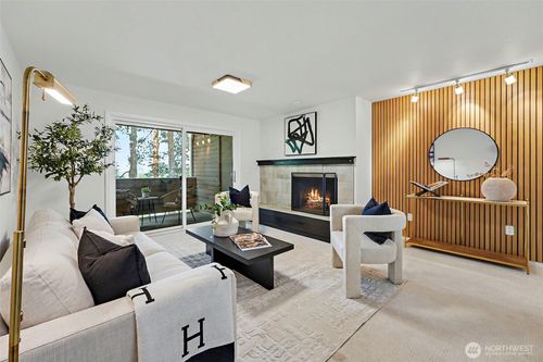 203-13605 Ne 8th St, Bellevue, WA, 98005-3434 | Card Image