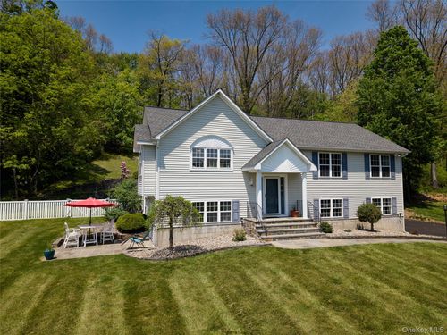 64 Secor Lane, East Fishkill, NY, 12533 | Card Image