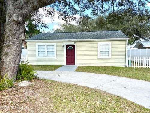 4328 New Hampshire Rd, ELKTON, FL, 32033-2145 | Card Image