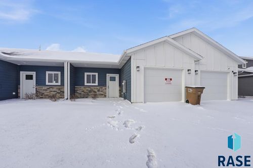 6213 S Hunt Pl Place, Sioux Falls, SD, 57106 | Card Image