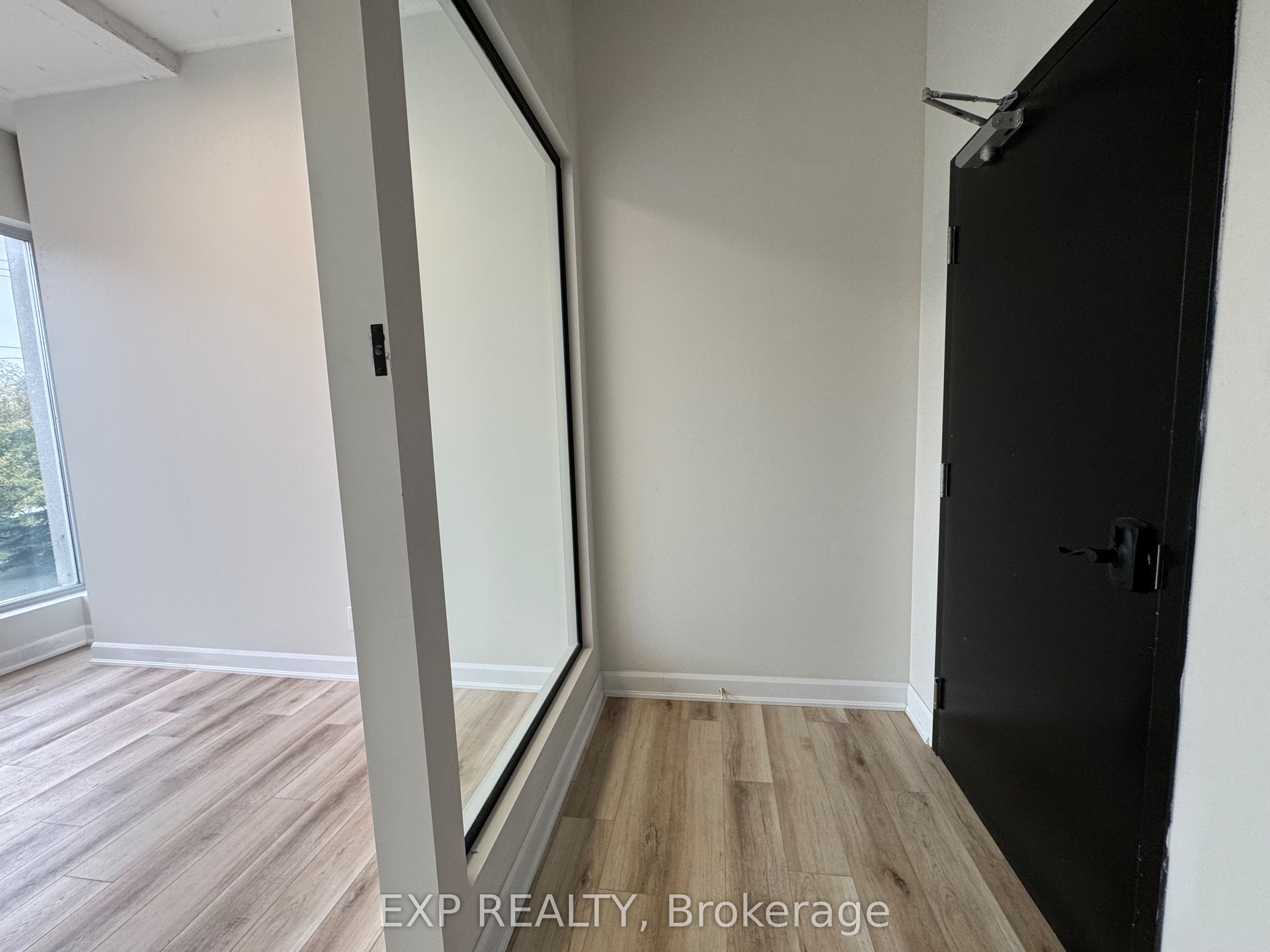 Commercial Lease in Mississauga 4