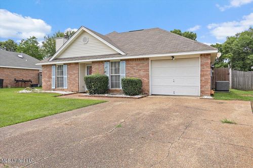 2120 Meagan Dr, Byram, MS, 39272-5607 | Card Image