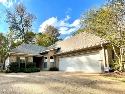 100 Rockbridge Crossing, Clinton, MS, 39056 | Card Image