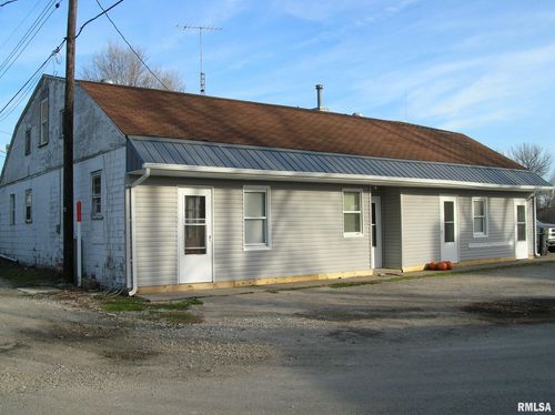 102 N Elizabeth St, Colchester, IL, 62326-1091 | Card Image