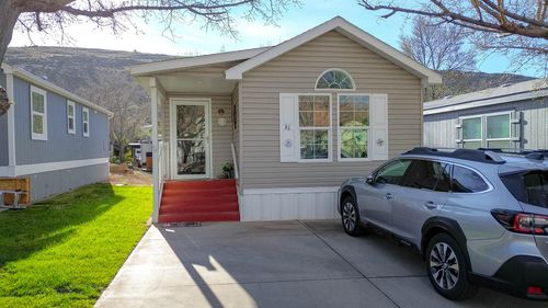 61 Cottonwood Ln, Harrisburg, UT, 84737 | Card Image