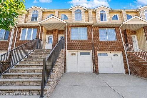 72 N Railroad Avenue, Staten Island, NY, 10304 | Card Image