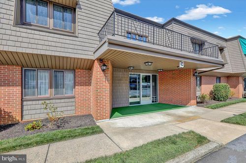 apt-c21-1801 Cambridge Ave, WYOMISSING, PA, 19610-2670 | Card Image