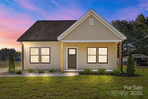 2220 Badin Rd, Albemarle, NC, 28001-8194 | Card Image