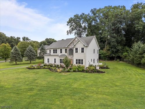 14 Elizabeth Ave, Washington, NJ, 07882-4400 | Card Image