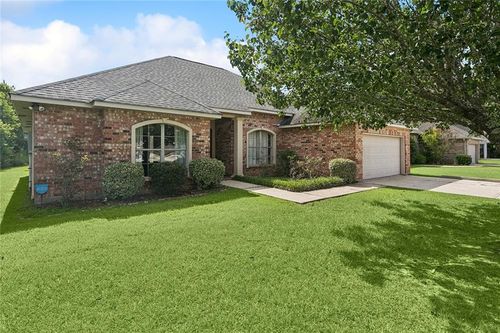 39616 Bedico Trace Blvd, Ponchatoula, LA, 70454-8144 | Card Image