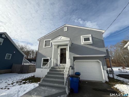 86 Gene St, East Haven, CT, 06513-2709 | Card Image