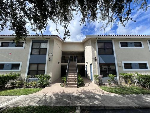 d-1525 Lake Crystal Dr, West Palm Beach, FL, 33411-2061 | Card Image