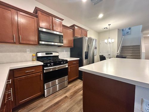 1218 Tierra Verde Loop Nw, Los Lunas, NM, 87031-8279 | Card Image