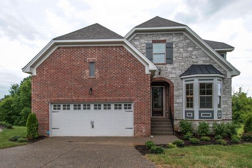 942 Hunters Ln, Springfield, TN, 37172-5222 | Card Image