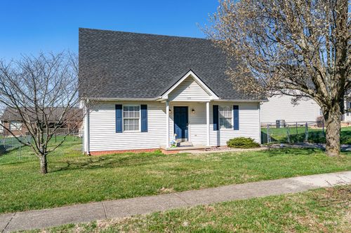 125 Cassius Ct, Berea, KY, 40403-2012 | Card Image