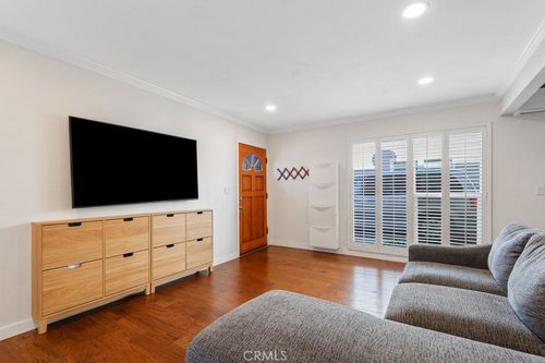 10403 Stratton Ct, Cypress, CA, 90630-4236 | Card Image