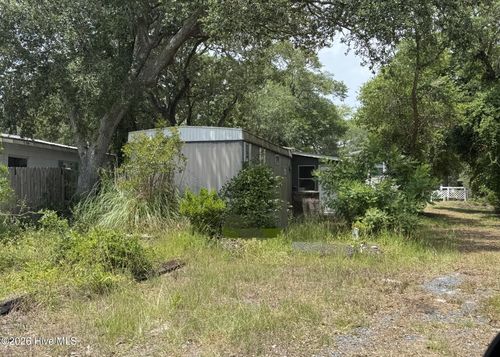 103 Ne 66th St, Oak Island, NC, 28465-4630 | Card Image