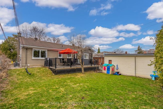 1297 Snowdon St, House other with 4 bedrooms, 2 bathrooms and 3 parking in Ottawa ON | Image 31