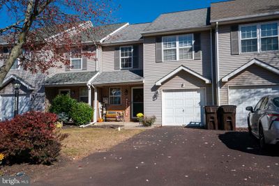 133 Bartlett Court, Townhouse with 3 bedrooms, 1 bathrooms and null parking in TELFORD PA | Image 3