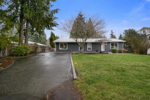 40410 Perth Dr, Garibaldi Highlands, BC, V0N1T0 | Card Image