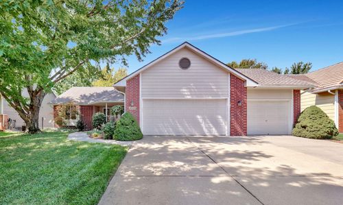 4909 N Homestead St, Bel Aire, KS, 67220-1659 | Card Image