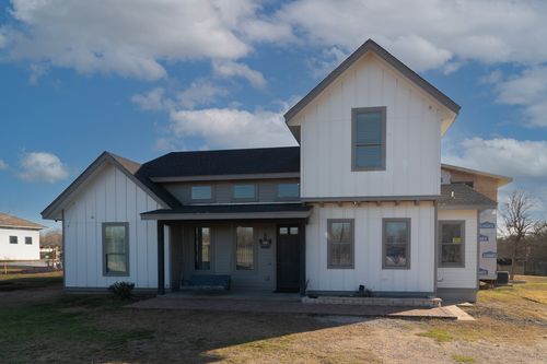 185 Blushing Dr, Cedar Creek, TX, 78612-2049 | Card Image