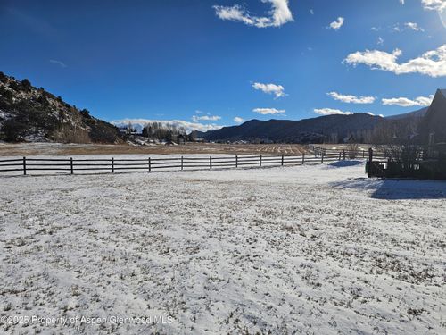 25 Laird Ln, Glenwood Springs, CO, 81601-9290 | Card Image