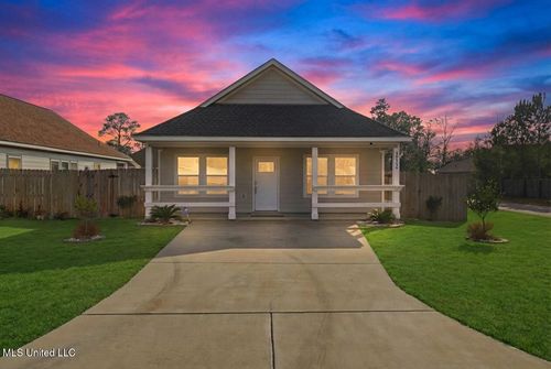 14993 Dillon St, Vancleave, MS, 39565-2100 | Card Image