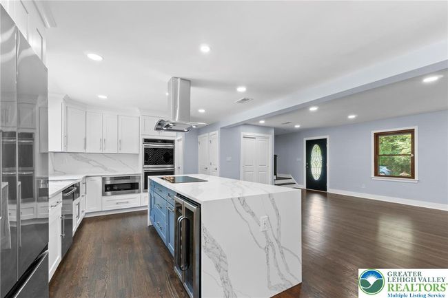 719 Redfern Ln, House other with 4 bedrooms, 4 bathrooms and null parking in BETHLEHEM PA | Image 6