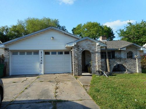 11226 Concho Street, Houston, TX, 77072 | Card Image