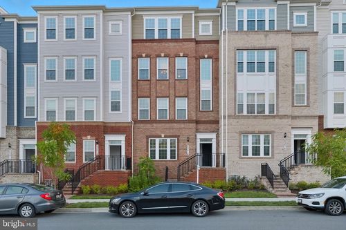 d8-23516 Overlook Park Dr, CLARKSBURG, MD, 20871-4517 | Card Image