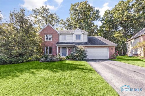 8733 Saint George Dr, Holland, OH, 43528-8892 | Card Image