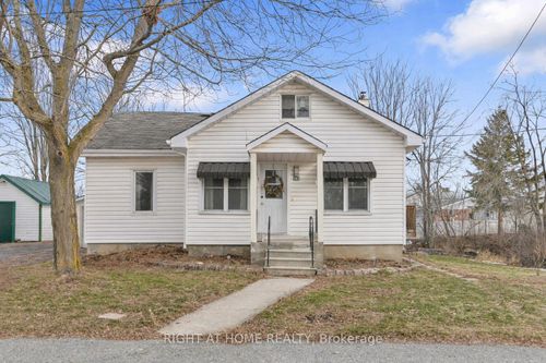 541 Albert St, Winchester, ON, K0C2K0 | Card Image