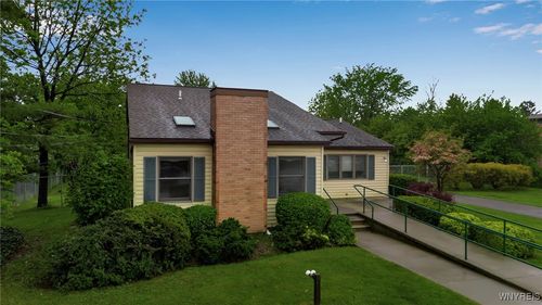 6272 Robinson Rd, Lockport, NY, 14094-8970 | Card Image