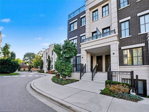 532-657 Cricklewood Dr, Mississauga, ON, L5G0B8 | Card Image