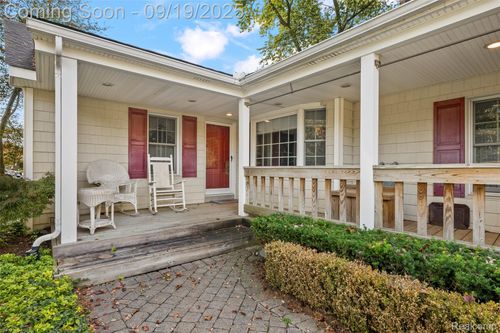 436 Girard Ave, Royal Oak, MI, 48073-3616 | Card Image