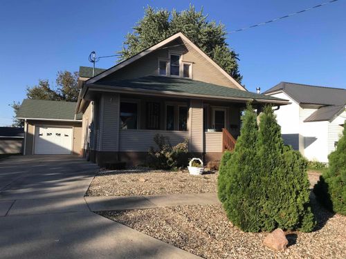 106 W 3rd Street, Riceville, IA, 50466 | Card Image