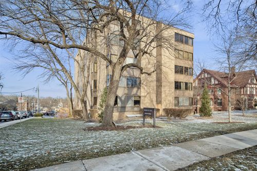 unit-302-505 36th St, Des Moines, IA, 50312-3428 | Card Image