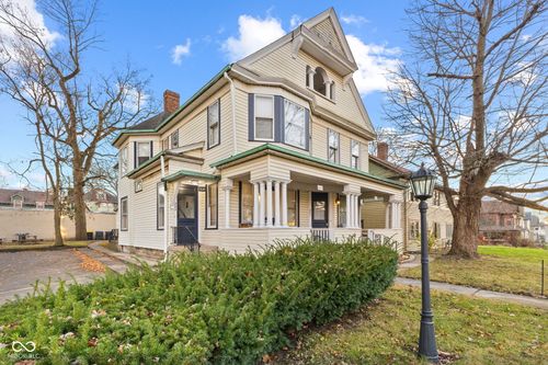 339 W 11th St, Anderson, IN, 46016-1329 | Card Image