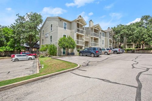 apt-112-114 E 31st St, Austin, TX, 78705-3028 | Card Image
