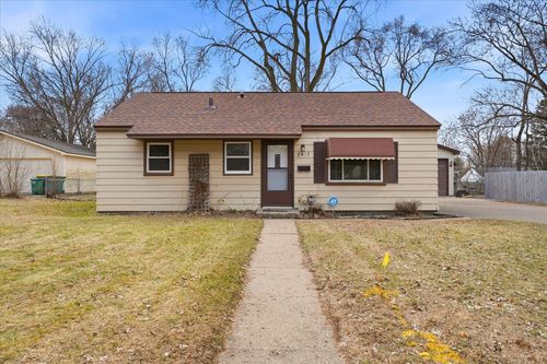 3417 Regent Ave N, Crystal, MN, 55422-2831 | Card Image