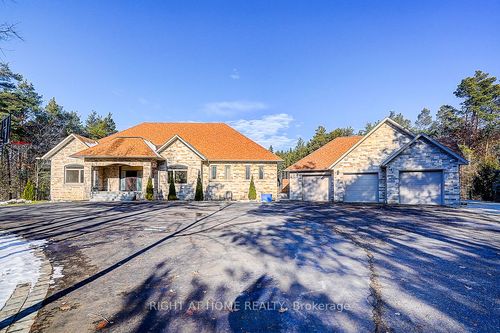 45 Loggers Trail, Stouffville, ON, L4A2L6 | Card Image