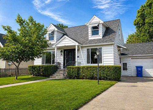 658 N 100 E, Logan, UT, 84321-3302 | Card Image